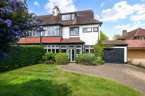 undefined, Church Hill, Purley CR8