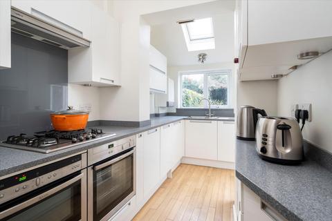 3 bedroom terraced house for sale, Hexham Road, London, SE27