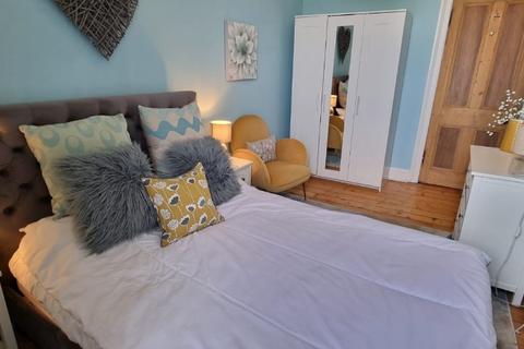 Chancelot Terrace, Trinity, Edinburgh, EH6