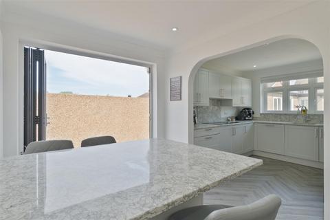 4 bedroom detached bungalow for sale, Springfield Road, Larkfield
