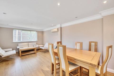 7 bedroom house for sale, Surrey Crescent, Chiswick, London, W4
