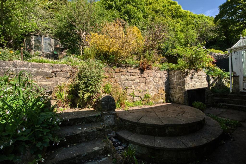 Rear Garden from side path.jpg
