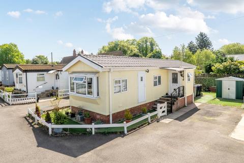 2 bedroom park home for sale, Market Place, Tattershall, Lincoln