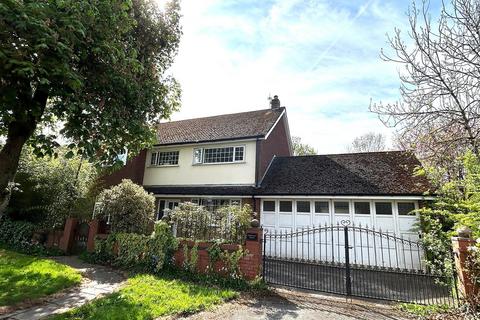 5 bedroom detached house for sale, Chestnut Avenue, Leigh