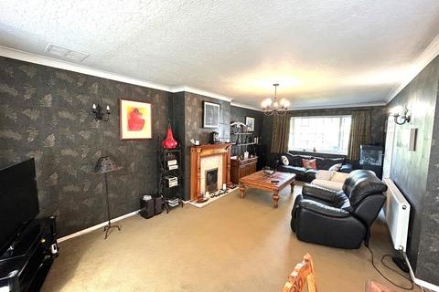 5 bedroom detached house for sale, Chestnut Avenue, Leigh