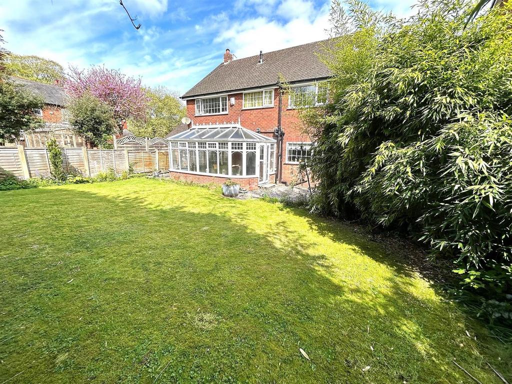 Garden 1.jpg