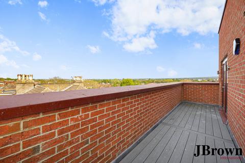 2 bedroom apartment for sale, Eldon Court, Norwood Junction, SE25