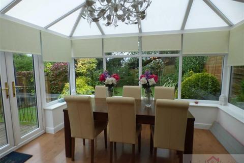 30 Arundel Drive, Cheadle, Stoke-on-trent, ST10 1YX