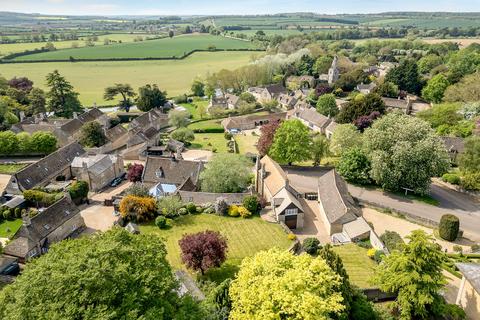 4 bedroom detached house for sale, The Windmill, Duddington
