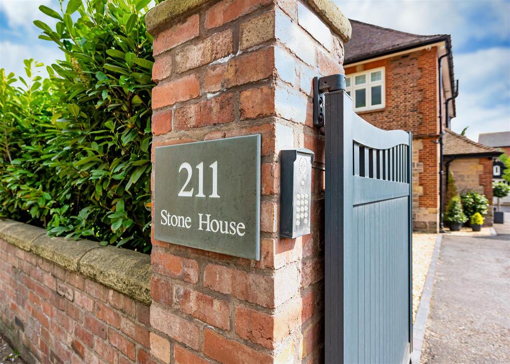 Stone House-externals-07.jpg