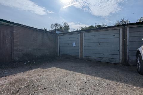 219 Dedworth Road, Windsor, SL4 4JW
