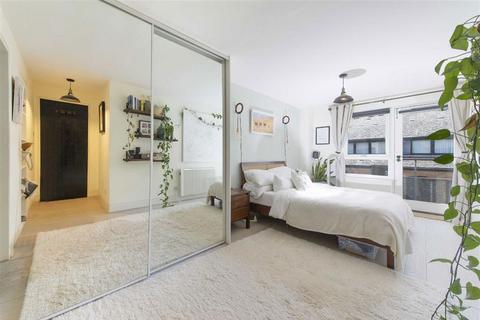 2 bedroom flat for sale, Wapping High Street, London E1W