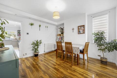 323 Pennygate, Spalding, PE11 1LQ