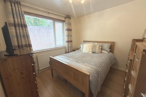 39 Fir Tree Lane, Bristol, BS5 8TZ
