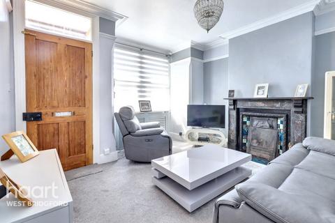 undefined, Sydney Grove, Radcliffe-On-Trent