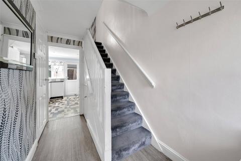 2 Rutland Close, Bexley, DA5 3HY
