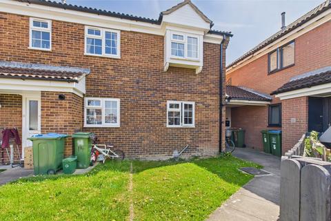 undefined, Aylesbury HP21