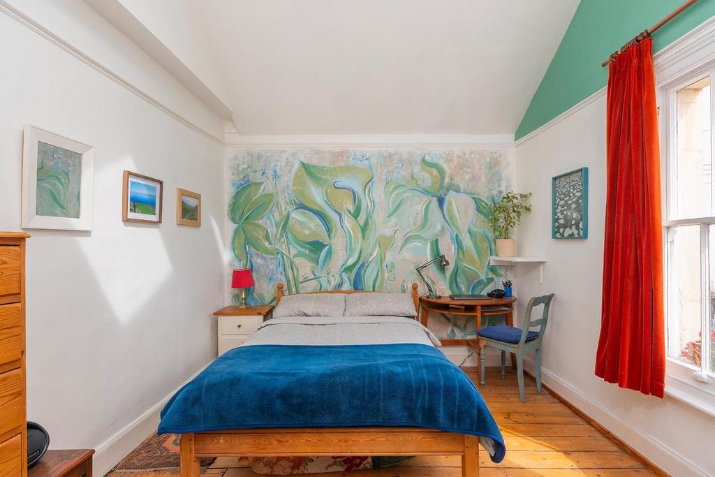 4 R5 RMR - Bedroom B.jpg