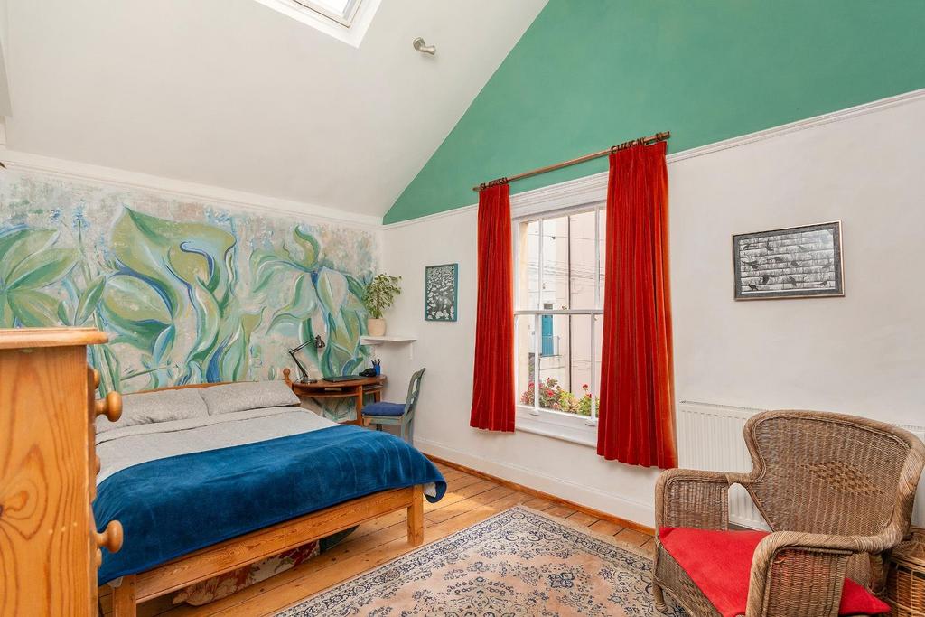 4 R5 RMR - Bedroom C.jpg