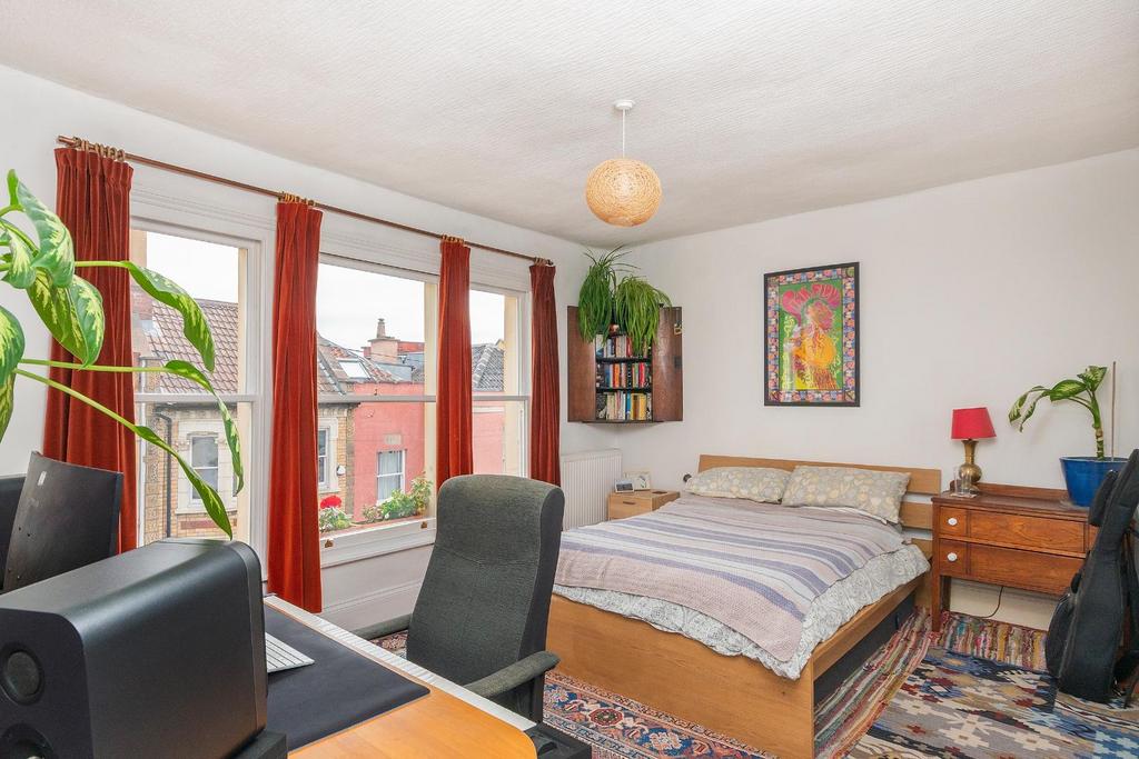 4 R5 RMR - Bedroom F.jpg
