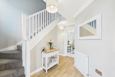 14 School Field Road, Rattray, Blairgowrie, PH10 7FD