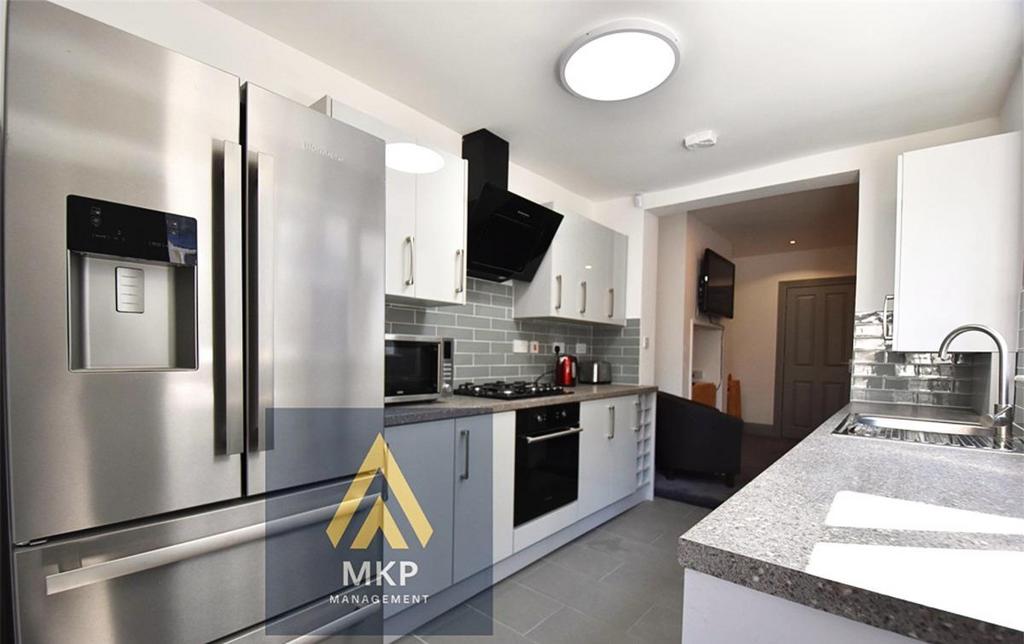 Kitchen a C.JPG