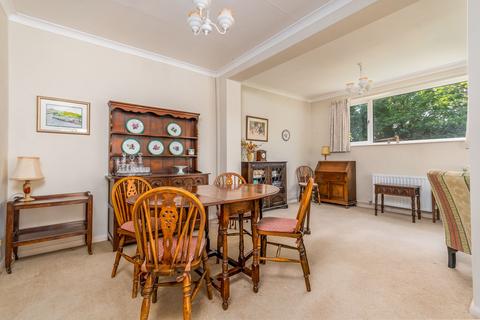 2 Ettington Close, Wellesbourne, Warwick, CV35 9RJ