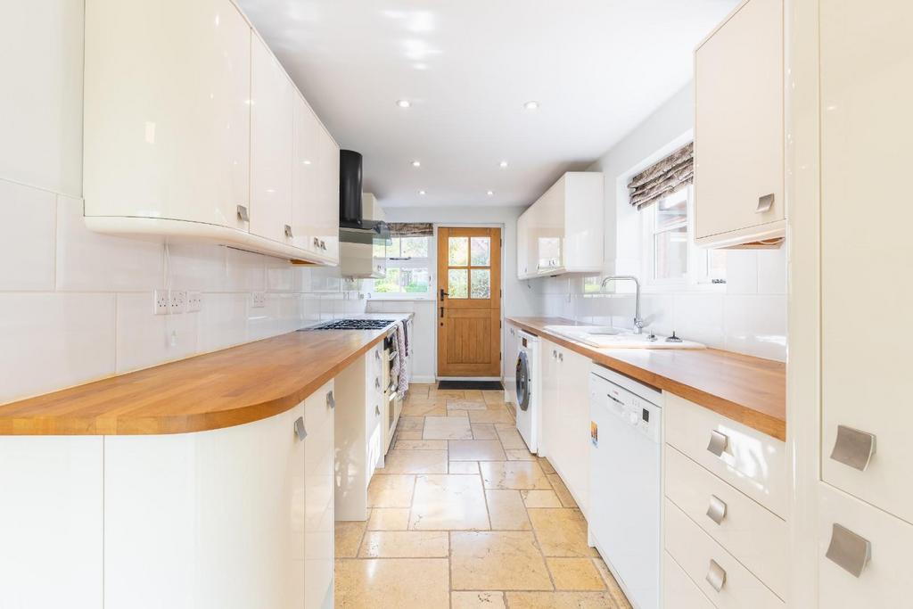 Kitchen-1.jpg