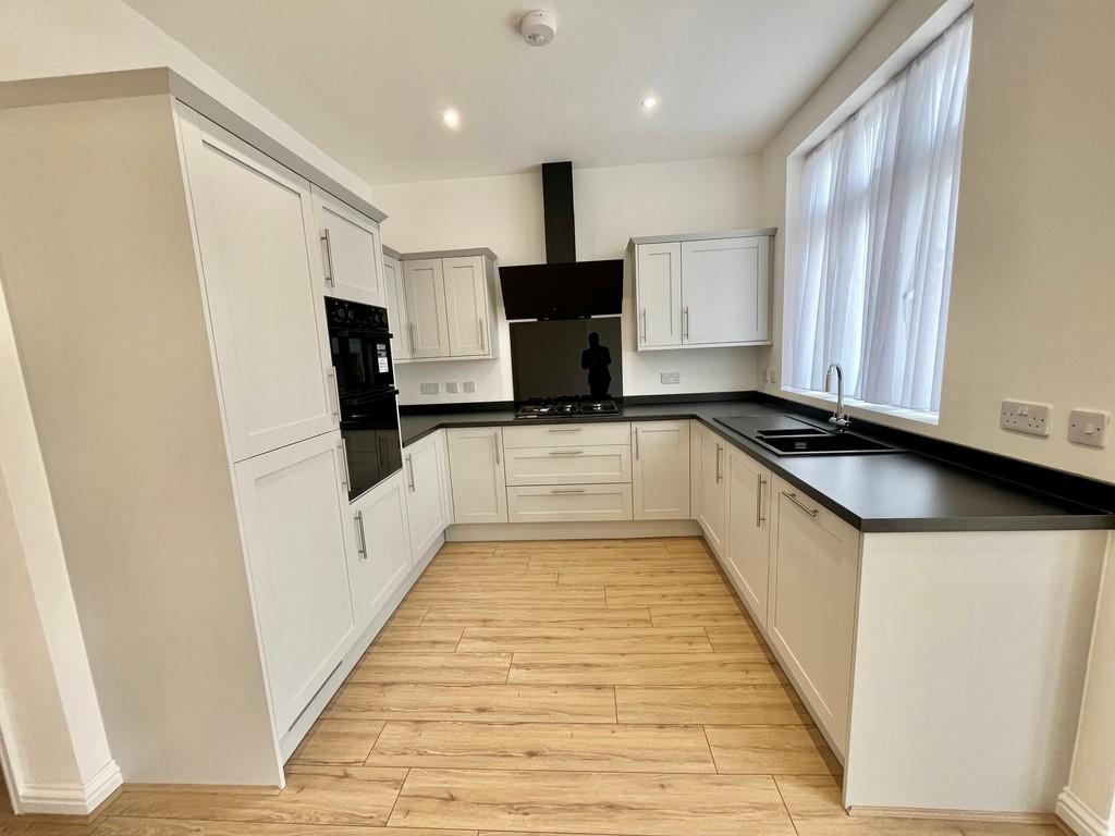 New kitchen