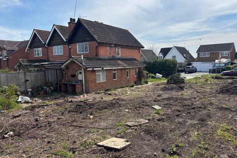 2 bedroom semi-detached house for sale, Froxmere Road, Crowle, WR7