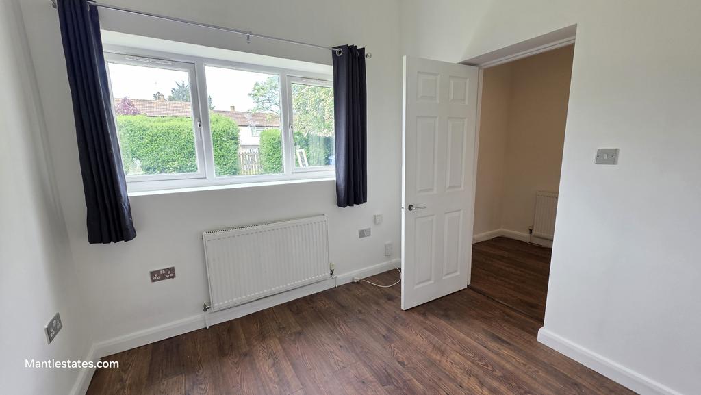 Ground floor front bedroom