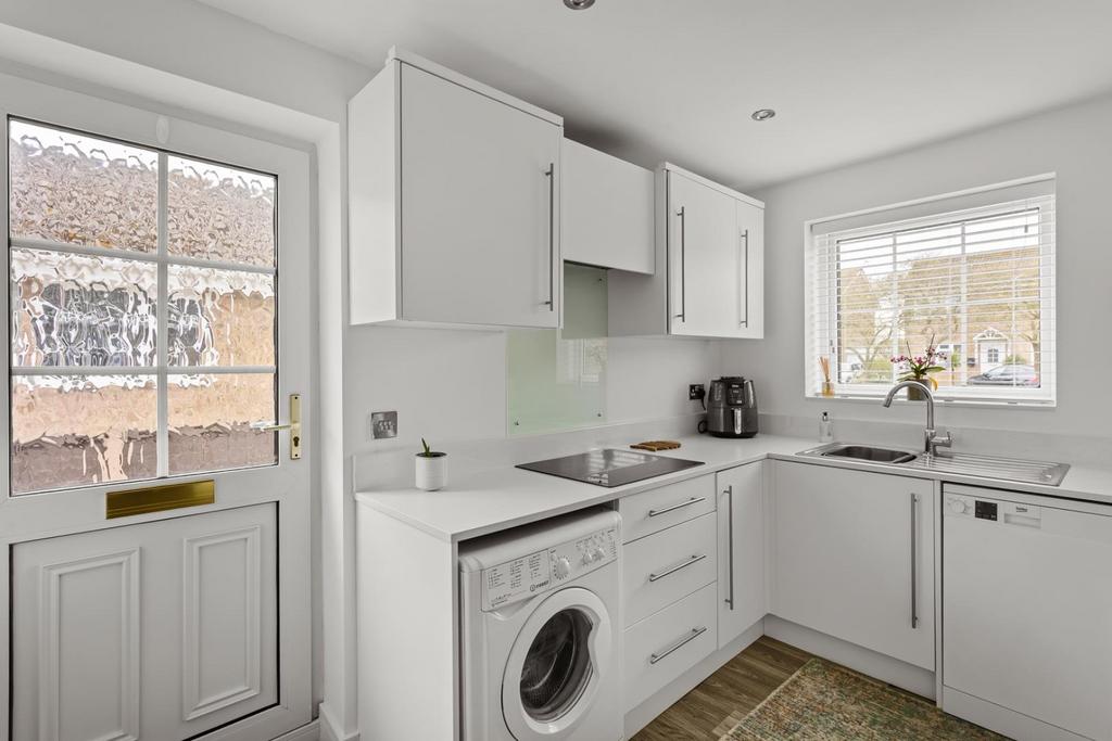 35 Hambleton Road-12-2.jpg