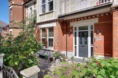 Flat 1, 22 Iddesleigh Road, Bournemouth, BH3 7JR