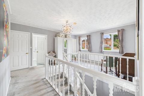4 bedroom detached house for sale, Lakin Drive, Barry, Barry, CF62