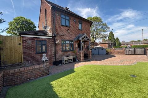 3 bedroom semi-detached house for sale, Pengham Walk, Manchester M23