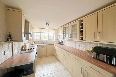 undefined, Lewis Close, Drakes Broughton