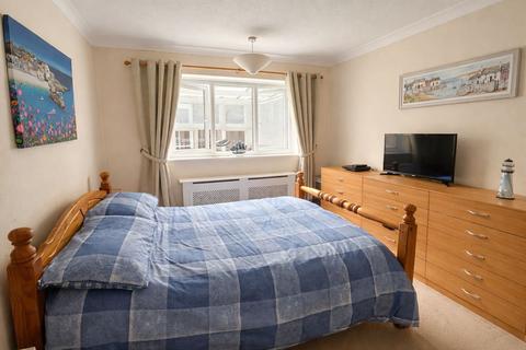 undefined, Lewis Close, Drakes Broughton