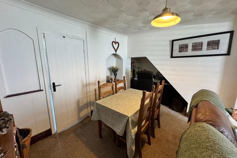 156 Bridgend Road, Maesteg, CF34 0NE