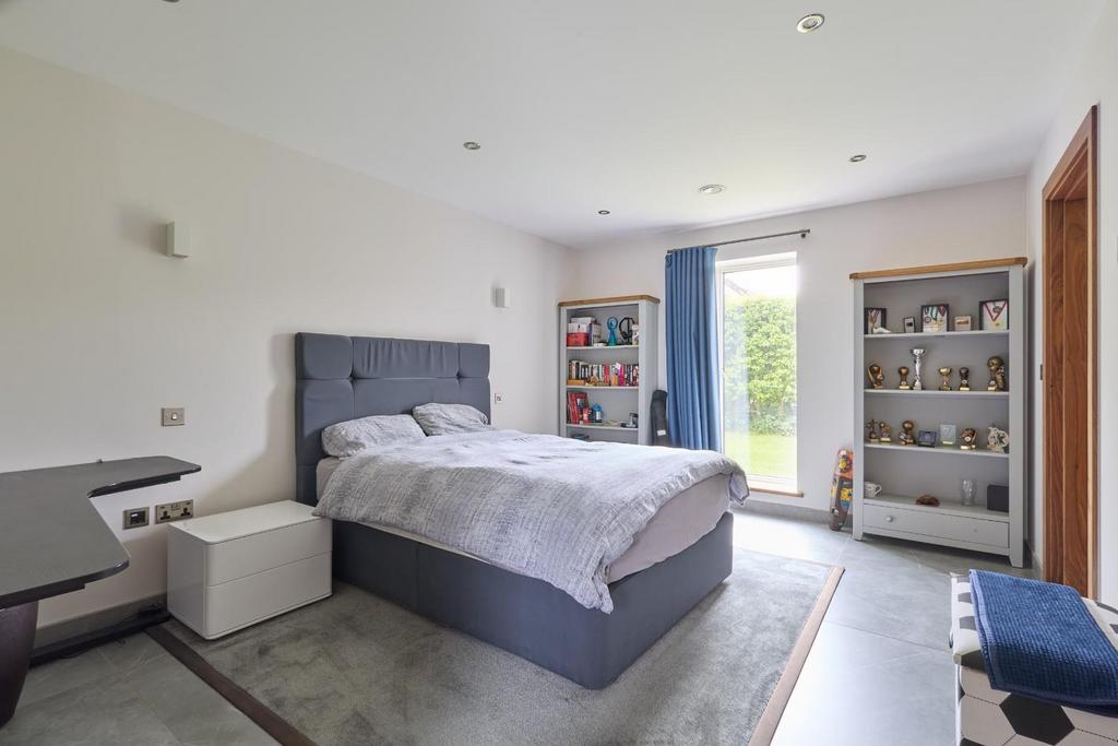 Meadowcroft Swavesey 2304250038.jpg