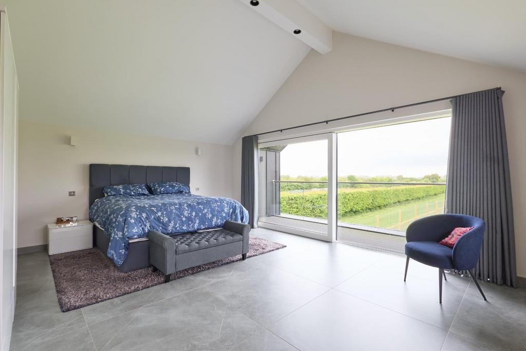 Meadowcroft Swavesey 2304250045.jpg