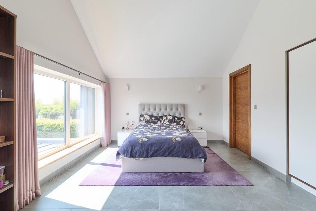 Meadowcroft Swavesey 2304250057.jpg