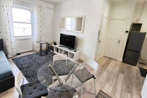 1 bedroom flat for sale, St. Philip's Road, Surbiton KT6