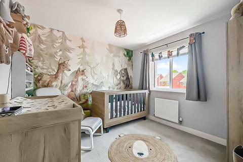 3 Baker Close, Great Oldbury, Stonehouse, GL10 3GY