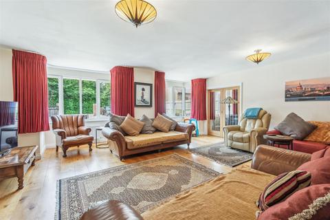 14 Bletchley Road, Stewkley, Leighton Buzzard, LU7 0ER