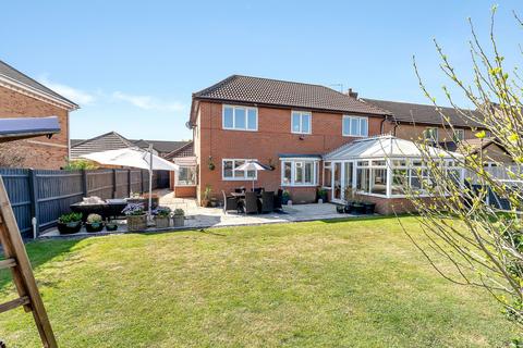 4 bedroom detached house for sale, Laburnum Way, Loughborough LE11