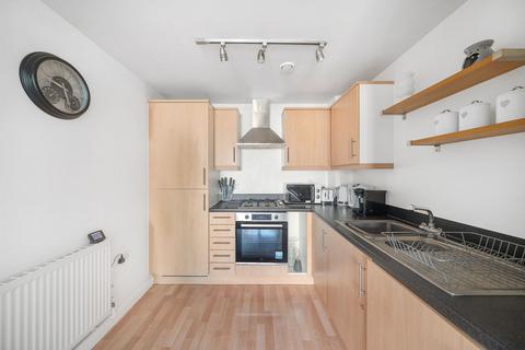 4 Burway Close, South Croydon, CR2 7AY
