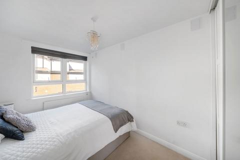 4 Burway Close, South Croydon, CR2 7AY