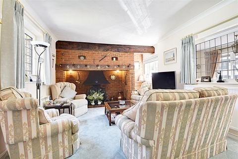 3 bedroom semi-detached house for sale, Sandhurst Lane, Bexhill-On-Sea