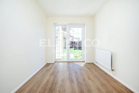 2 bedroom link detached house for sale, Longfield Avenue, Mill Hill, London, NW7