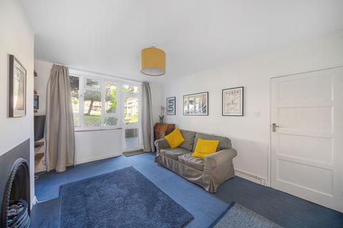 19 Holderness Way, London, SE27 0EU